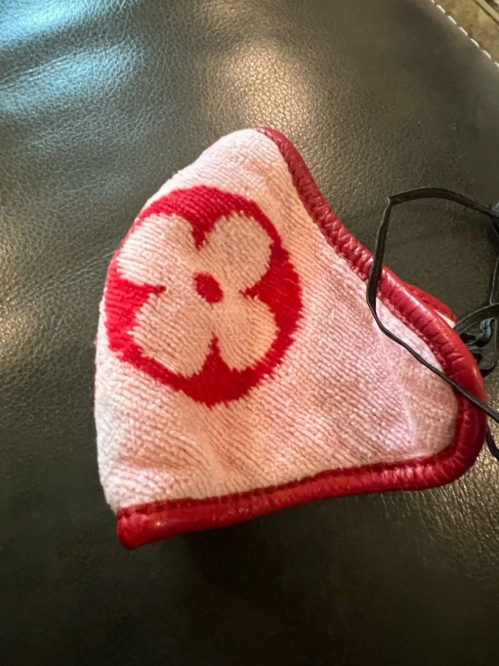 Authentic Louis Vuitton Pink Face Mask with Red Logo Trim - Picture 3 of 8